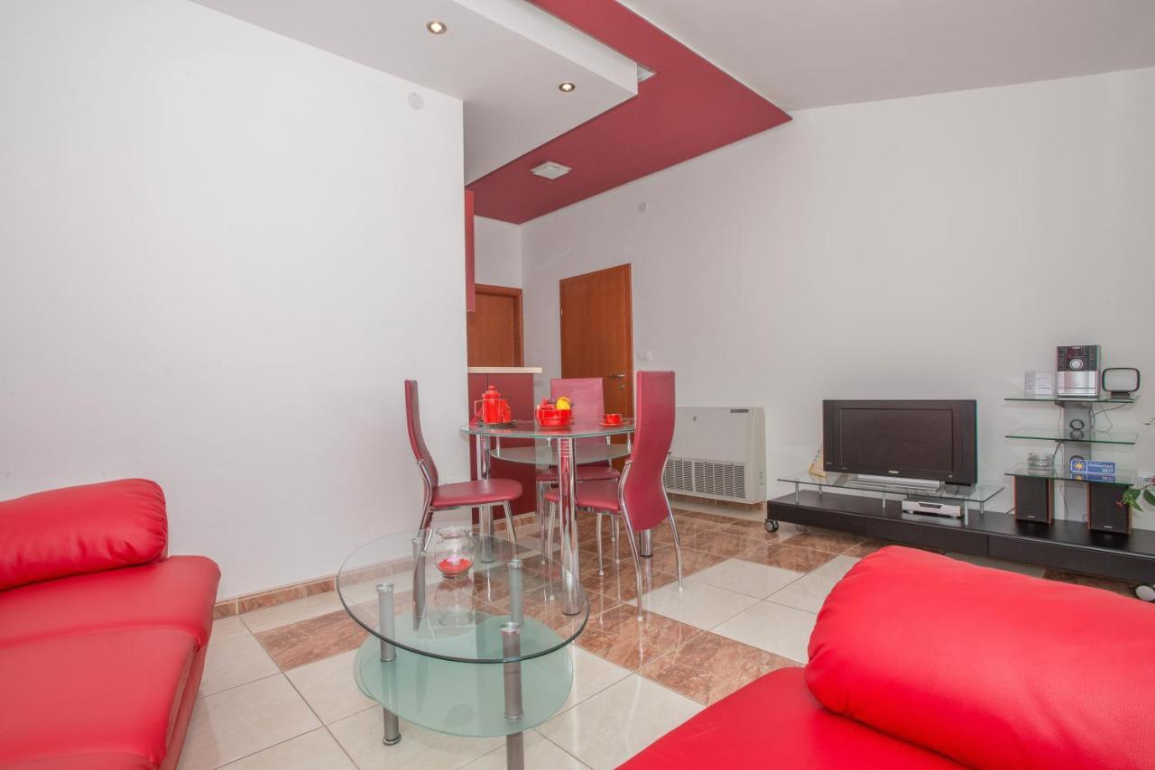 Apartments Marcela Makarska Exterior photo
