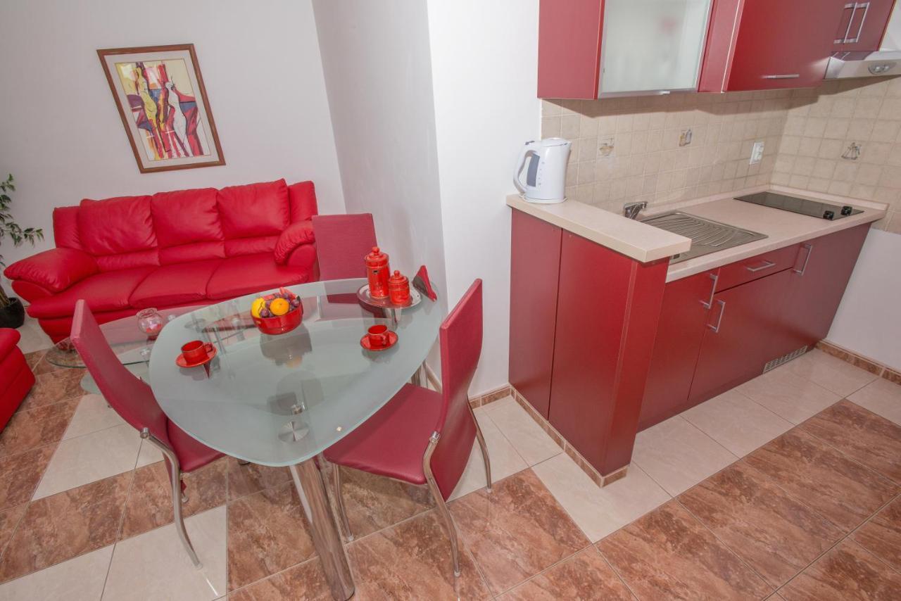 Apartments Marcela Makarska Exterior photo