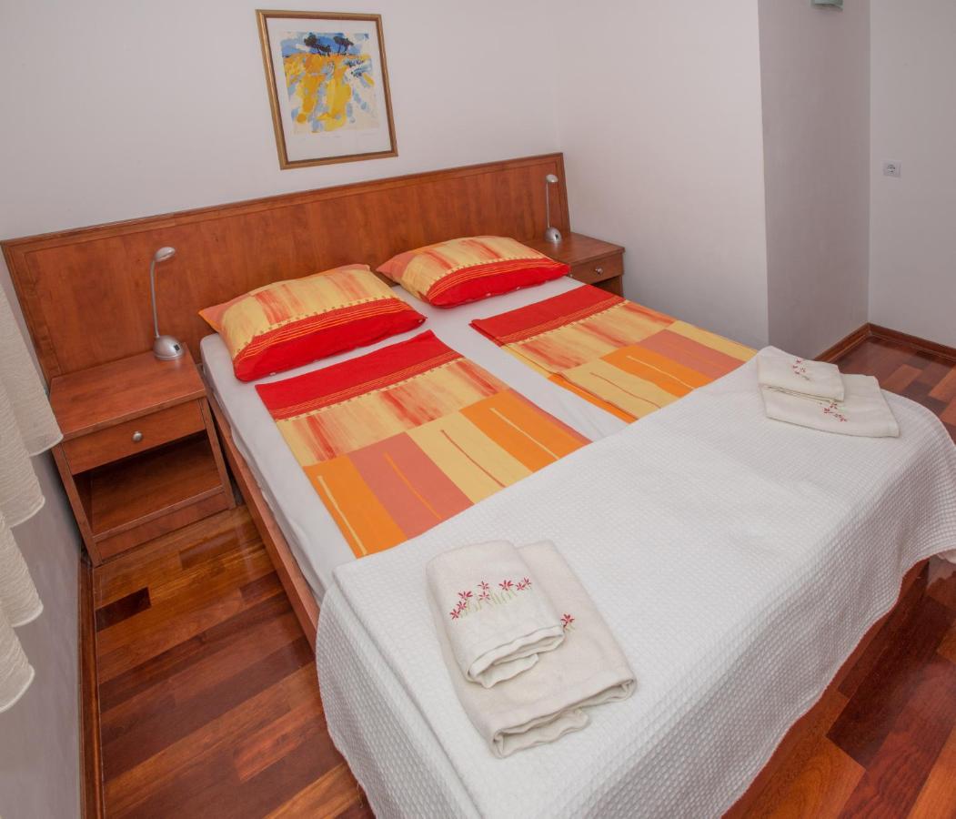 Apartments Marcela Makarska Exterior photo