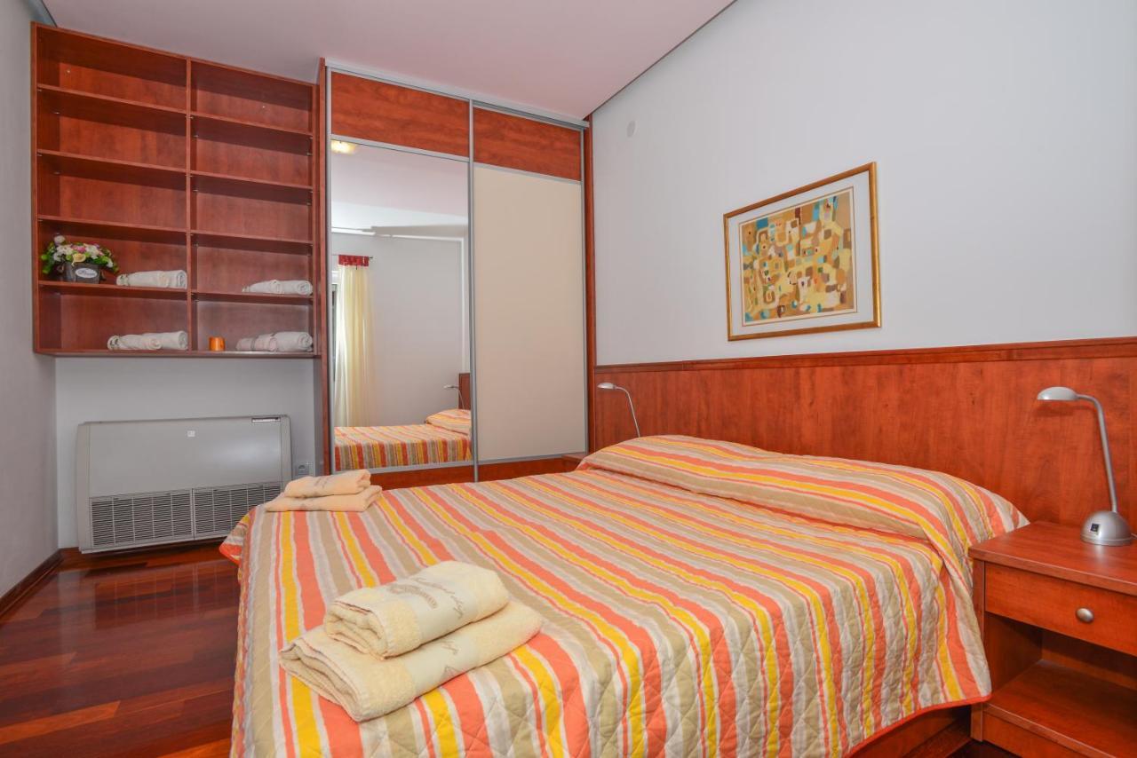 Apartments Marcela Makarska Exterior photo